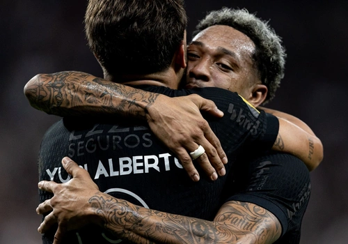 Veja o Corinthians ao vivo no celular com estes aplicativos